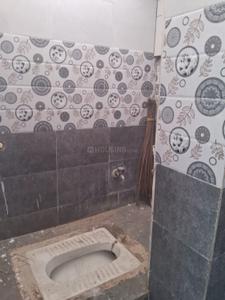 Bathroom Image of 700 Sq.ft 1 BHK Builder Floor for rent in Ameerpet Hyderabad for Rs. 8000
