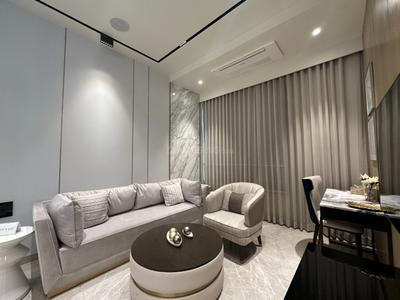 Hall Image of 826 Sq.ft 2 BHK Apartment / Flat for sale in Bhoomi Simana Wing B Phase 1, Parel Mumbai for Rs. 45000000