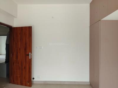 Bedroom Image of 1600 Sq.ft 3 BHK Apartment / Flat for rent in Kodambakkam Chennai for Rs. 80000