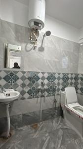 Bathroom Image of 400 Sq.ft 1 RK Apartment / Flat for rent in Whitefield Bengaluru for Rs. 20000