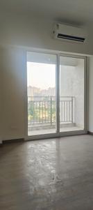 Bedroom Image of 1545 Sq.ft 3 BHK Apartment / Flat for sale in Godrej Woods, Sector 43 Noida for Rs. 32000000
