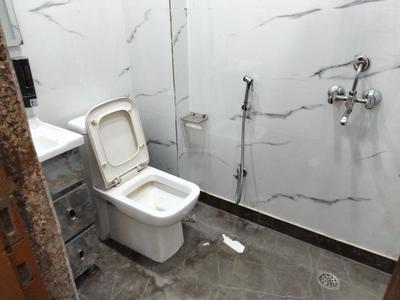 Image of 850 Sq.ft 2 BHK Builder Floor for sale in Indirapuram, Ghaziabad for Rs. 5900000