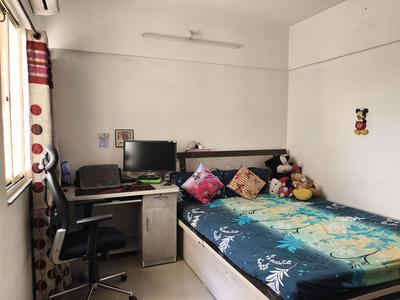 Bedroom Image of 950 Sq.ft 2 BHK Apartment / Flat for sale in Heera Pearl, Fursungi Pune for Rs. 5300000