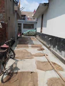 Image of 600 Sq.ft Residential Plot / Land for sale in Naurangabad, Aligarh for Rs. 1900000