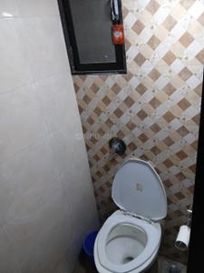 Bathroom Image of 450 Sq.ft 1 BHK Apartment / Flat for sale in Mulund East Mumbai for Rs. 7500000