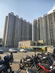 Image of 880 Sq.ft 2 BHK Apartment / Flat for sale in Dosti Greenscapes, Hadapsar, Pune for Rs. 10100000
