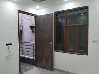 Bedroom Image of 450 Sq.ft 2 BHK Builder Floor for sale in Shastri Nagar New Delhi for Rs. 4600000