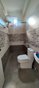 Bathroom Image of 2000 Sq.ft 3 BHK Builder Floor for rent in Kothapet Hyderabad for Rs. 35000