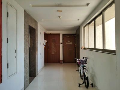 Lobby Image of 1000 Sq.ft 2 BHK Apartment / Flat for sale in Lodha Luxuria, Thane West Thane for Rs. 20000000