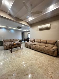 Living Room Image of 2500 Sq.ft 3 BHK Apartment / Flat for sale in Ceebros One 74, Raja Annamalai Puram Chennai for Rs. 99500000