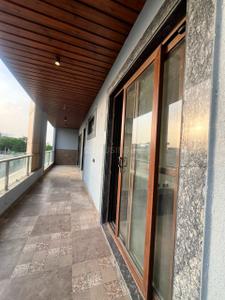 Balcony Image of 4500 Sq.ft 3 BHK Builder Floor for sale in Sector 17 Faridabad for Rs. 49000000