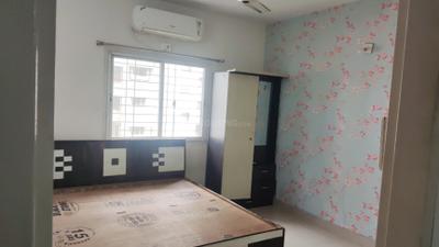 Bedroom Image of 900 Sq.ft 2 BHK Apartment / Flat for rent in Spine Road Pune for Rs. 18000
