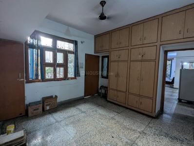 Bedroom Image of 1250 Sq.ft 2 BHK Builder Floor for rent in Gomti Nagar Lucknow for Rs. 16000