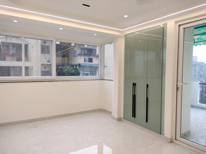 Spring Valley Apartments Main Image 1