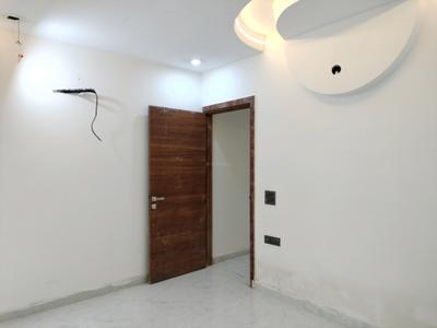 Bedroom Image of 1500 Sq.ft 4 BHK Builder Floor for sale in Bharat Vihar New Delhi for Rs. 17000000