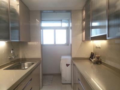Kitchen Image of 595 Sq.ft 2 BHK Apartment / Flat for sale in Ghatkopar East Mumbai for Rs. 18500000