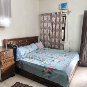 Bedroom Image of 450 Sq.ft 1 BHK Apartment / Flat for rent in Bharat Apartments, Sector 16B Dwarka New Delhi for Rs. 18000