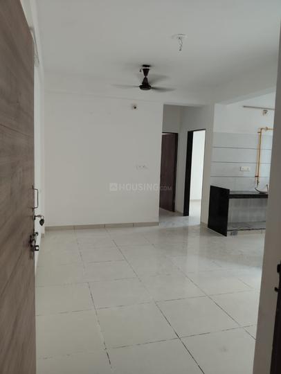 Pavansut Monarc Crystal Main Image 1