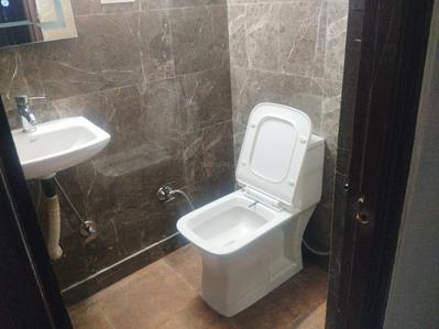 Image of 1500 Sq.ft 3 BHK Independent House for rent in Mansarover Garden, New Delhi for Rs. 35000