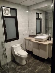 Bathroom Image of 2670 Sq.ft 3 BHK Apartment / Flat for rent in Beverly Golf Avenue, Sector 65 Mohali for Rs. 60000