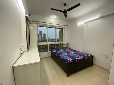 Bedroom Image of 1345 Sq.ft 3 BHK Apartment / Flat for sale in Hiranandani Meadows, Thane West Thane for Rs. 31000000
