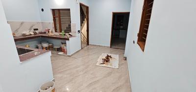 Kitchen Image of 1400 Sq.ft 4 BHK Apartment / Flat for rent in Sector 13 Gurgaon for Rs. 28000
