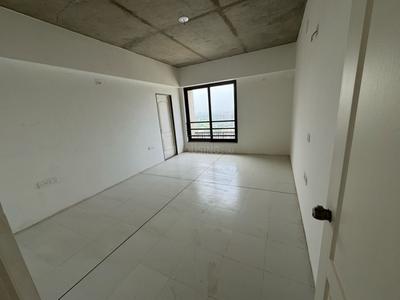 Bedroom Image of 3509 Sq.ft 4 BHK Apartment / Flat for sale in Safal Riviera Aspire, Shela Ahmedabad for Rs. 24500000