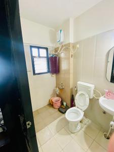 Bathroom Image of 950 Sq.ft 2 BHK Apartment / Flat for sale in Sanjeevani Sadafulee, Balewadi Pune for Rs. 9000000