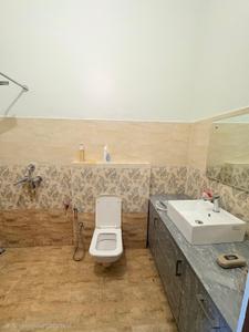 Bathroom Image of 4000 Sq.ft 6 BHK Independent House for sale in Malsi Dehradun for Rs. 32500000