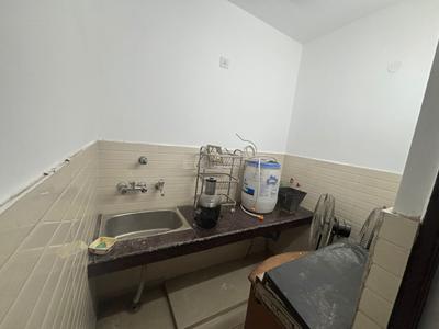 Kitchen Image of 700 Sq.ft 1 RK Builder Floor for rent in Janakpuri New Delhi for Rs. 19000
