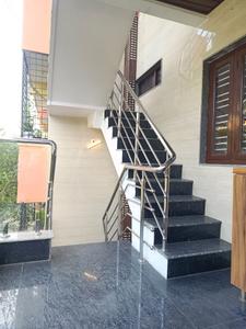 Staircase Image of 600 Sq.ft 2 BHK Apartment / Flat for rent in Malleswaram Bengaluru for Rs. 25000