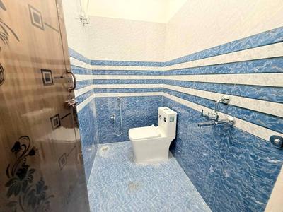 Bathroom Image of 1000 Sq.ft 2 BHK Independent House for sale in Vadanemmeli Chennai for Rs. 6000000