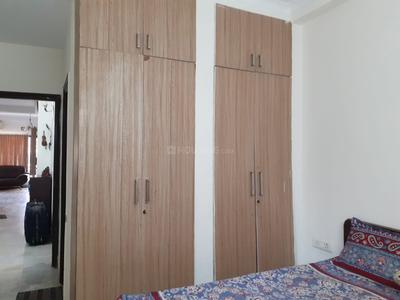 Bedroom Image of 1350 Sq.ft 3 BHK Builder Floor for rent in East Of Kailash New Delhi for Rs. 75000