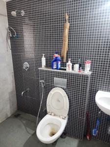 Common Bathroom Image of 1200 Sq.ft 2 BHK Apartment / Flat for rent in Kopar Khairane Navi Mumbai for Rs. 50000