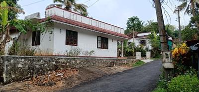 Image of 1500 Sq.ft 3 BHK Independent House for sale in Vallamkulam, Eraviperoor, Pathanamthitta for Rs. 3500000