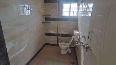 Bathroom Image of 600 Sq.ft 1 BHK Apartment / Flat for rent in Whitefield Bengaluru for Rs. 22500