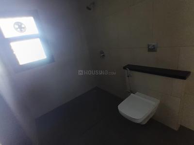 Bathroom Image of 3500 Sq.ft 4 BHK Apartment / Flat for sale in Sobha Marina One, Marine Drive Kochi for Rs. 52000000