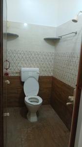 Bathroom Image of 420 Sq.ft 1 BHK Builder Floor for rent in Kaniyambadi Vellore for Rs. 5000