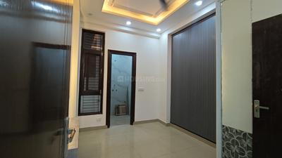Bedroom Image of 950 Sq.ft 2 BHK Builder Floor for sale in Vaishali Ghaziabad for Rs. 5800000