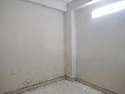 Bedroom Image of 650 Sq.ft 2 BHK Builder Floor for sale in Sangam Vihar New Delhi for Rs. 3700000