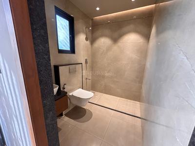 Bathroom Image of 1608 Sq.ft 3.5 BHK Apartment / Flat for sale in Palasa, Sargasan Gandhinagar for Rs. 12800000