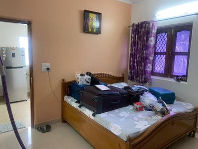 Bedroom Image of 1050 Sq.ft 1 BHK Apartment / Flat for rent in Kohinoor Apartment, Kalkaji New Delhi for Rs. 32000