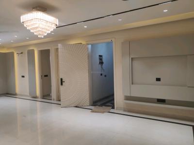 Living Room Image of 2500 Sq.ft 4 BHK Builder Floor for sale in RR Signature Floors, Green Field Colony Faridabad for Rs. 25500000