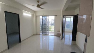 Living Room Image of 900 Sq.ft 2 BHK Apartment / Flat for sale in Signature Global The Serenas, Sector 36 Sohna for Rs. 6225000