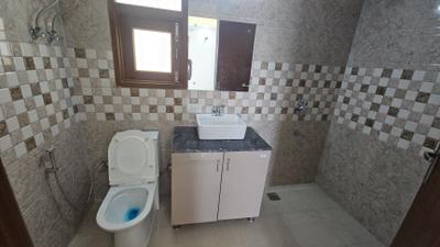 Image of 2700 Sq.ft 3 BHK Builder Floor for rent in Sector 50, Gurgaon for Rs. 65000