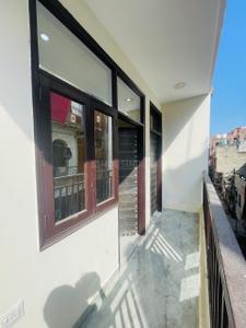 Balcony Image of 580 Sq.ft 2 BHK Builder Floor for sale in Sultanpur New Delhi for Rs. 3000000