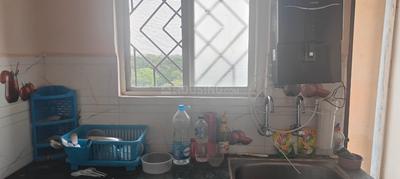 Bathroom Image of 968 Sq.ft 2 BHK Apartment / Flat for rent in Paras Heights, Ayodhya Bypass Bhopal for Rs. 15000