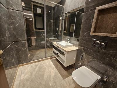 Image of 1953 Sq.ft 3 BHK Builder Floor for rent in Uday Park, New Delhi for Rs. 200000