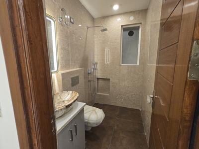 Bathroom Image of 1395 Sq.ft 3 BHK Builder Floor for sale in Sector 77 Gurgaon for Rs. 18500000