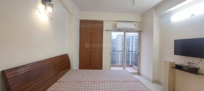 Bedroom Image of 610 Sq.ft 1 BHK Apartment / Flat for rent in Maxblis Grand Kingston, Sector 75 Noida for Rs. 30000